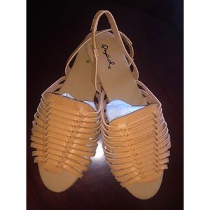 Womens Qupid Basket Weave Sandals